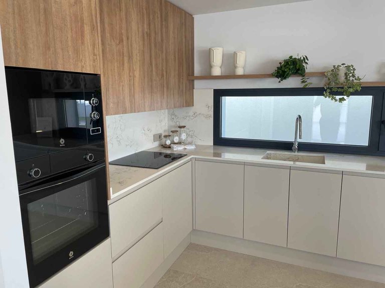 Villa for Sale in San Miguel, Alicante 13