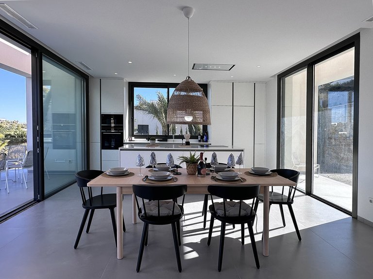 Villa for Sale in San Miguel De Salinas, Alicante 3