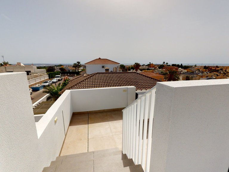Villa for Sale in Los Balcones, Alicante 28