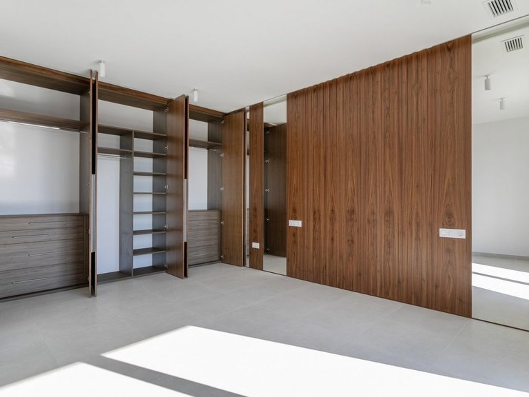Villa for Sale in Finestrat, Alicante 16