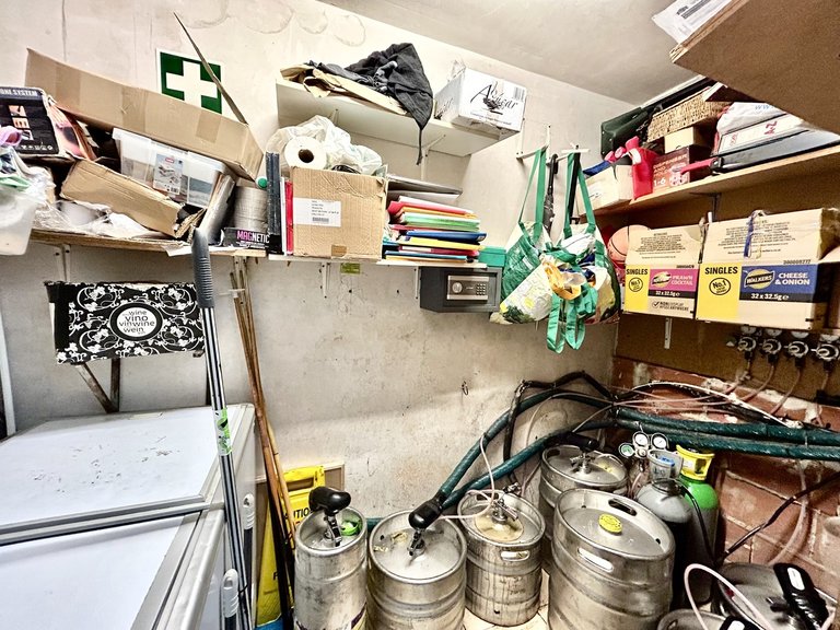 Commercial for Sale in Villamartin, Alicante 25