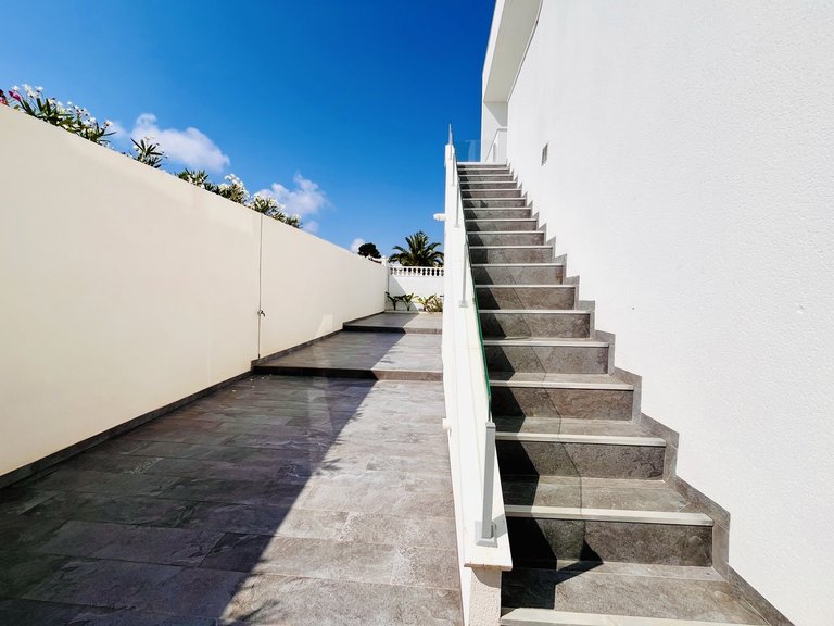 Villa for Sale in Torrevieja, Alicante 17