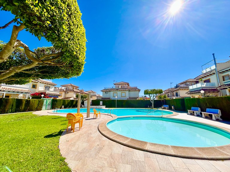 Apartment for Sale in Punta Prima, Alicante 1