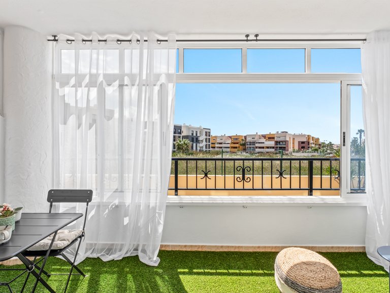 Apartment for Sale in Playa Flamenca, Alicante 1