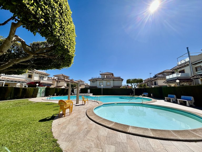 Penthouse for Sale in Playa Flamenca, Alicante 2