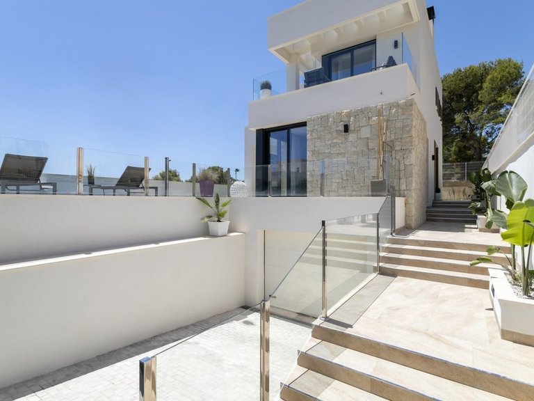 Villa for Sale in Finestrat, Alicante 6