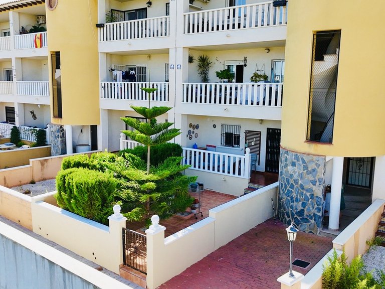 Apartment for Sale in La Zenia, Alicante 2