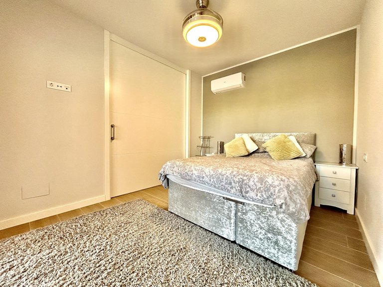 Apartment for Sale in Villamartin, Alicante 15