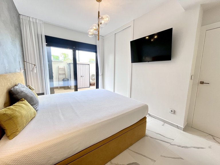 Apartment for Sale in San Miguel De Salinas, Alicante 8