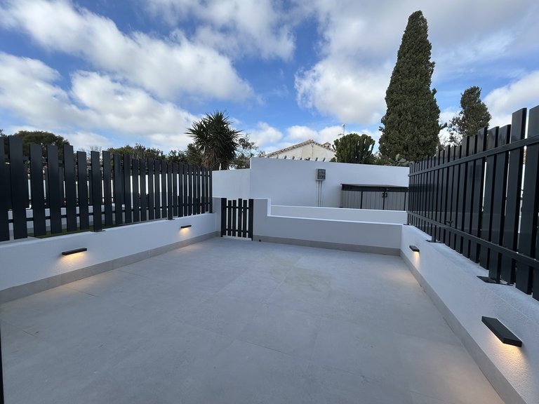 Town House for Sale in Cabo Roig, Alicante 13