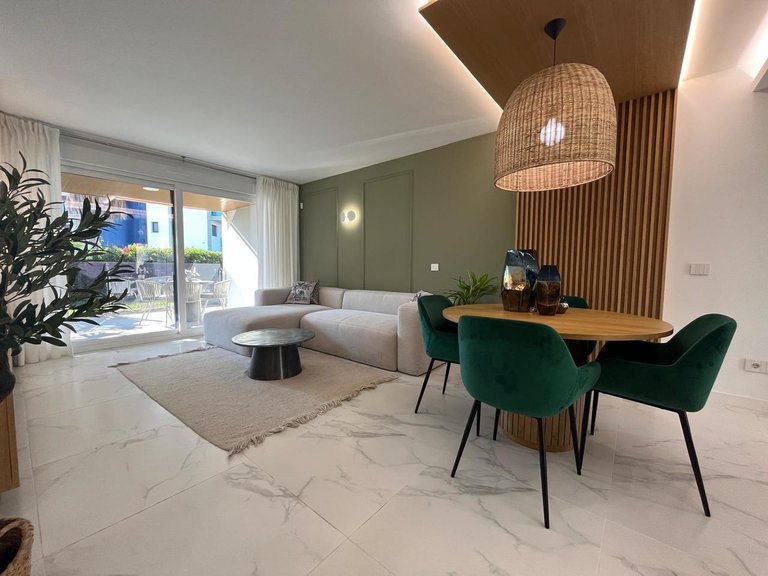Apartment for Sale in Punta Prima, Alicante 1