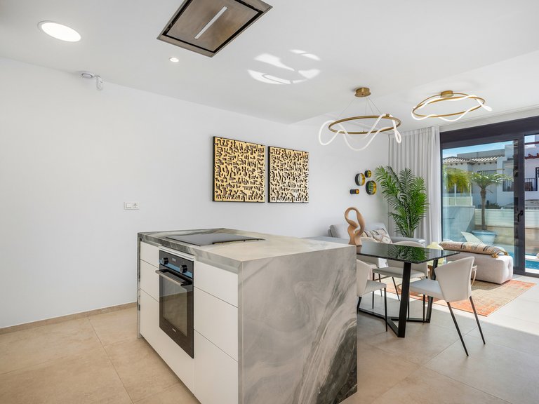 Villa for Sale in La Zenia, Alicante 10