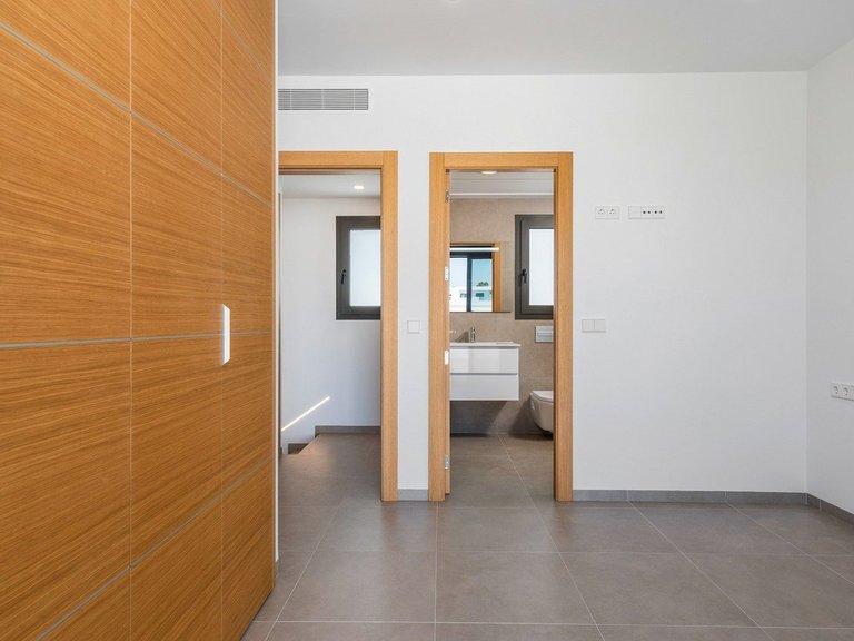 Villa for Sale in Santiago De La Ribera, Murcia 16