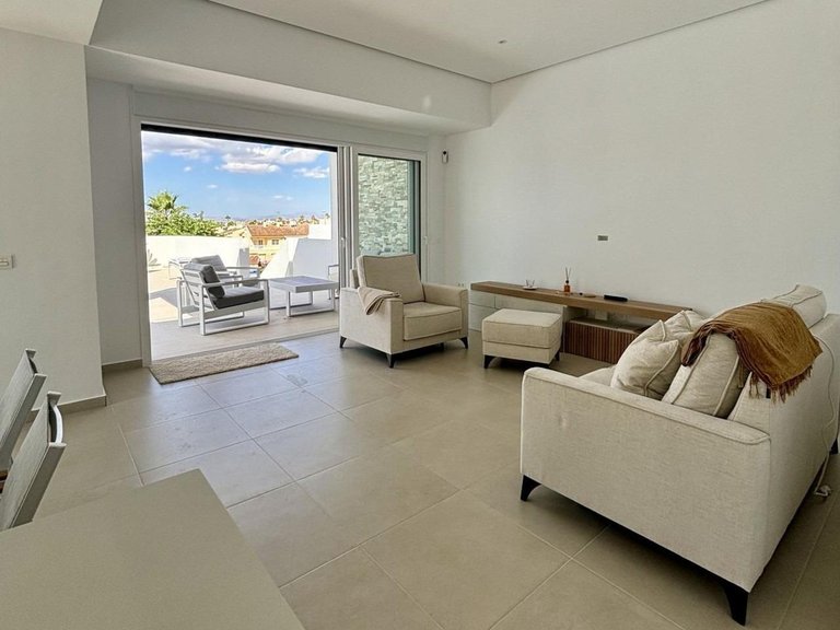 Villa for Sale in Benijofar, Alicante 14