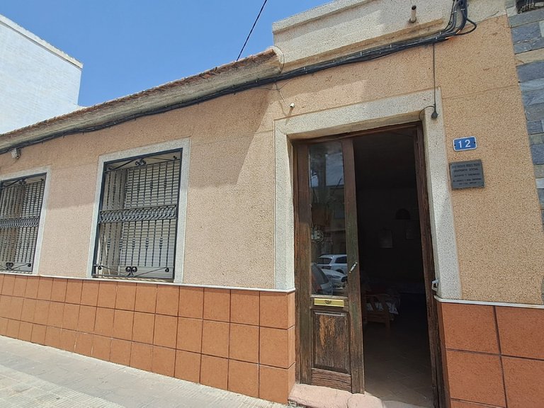 Villa for Sale in Los Montesinos, Alicante 1