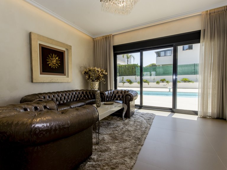 Villa for Sale in Dehesa De Campoamor, Alicante 4