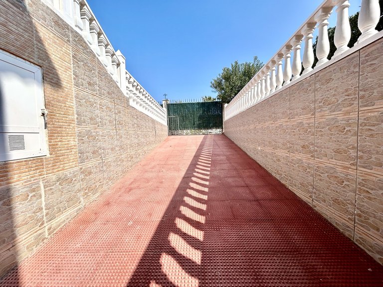 Villa for Sale in La Mata, Alicante 44