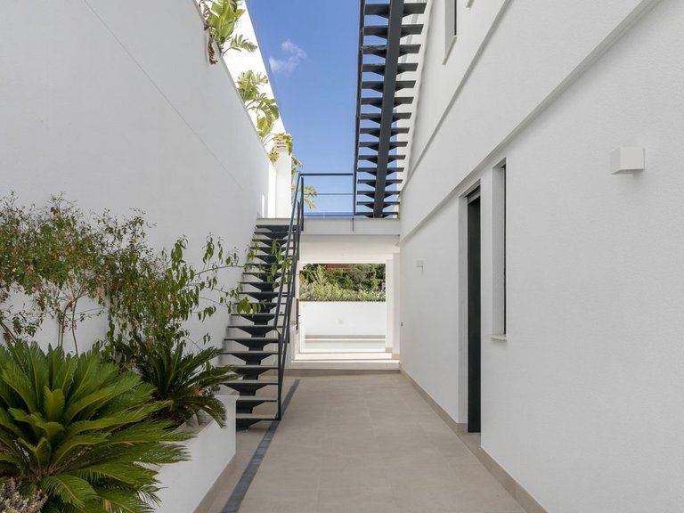 Villa for Sale in Finestrat, Alicante 29