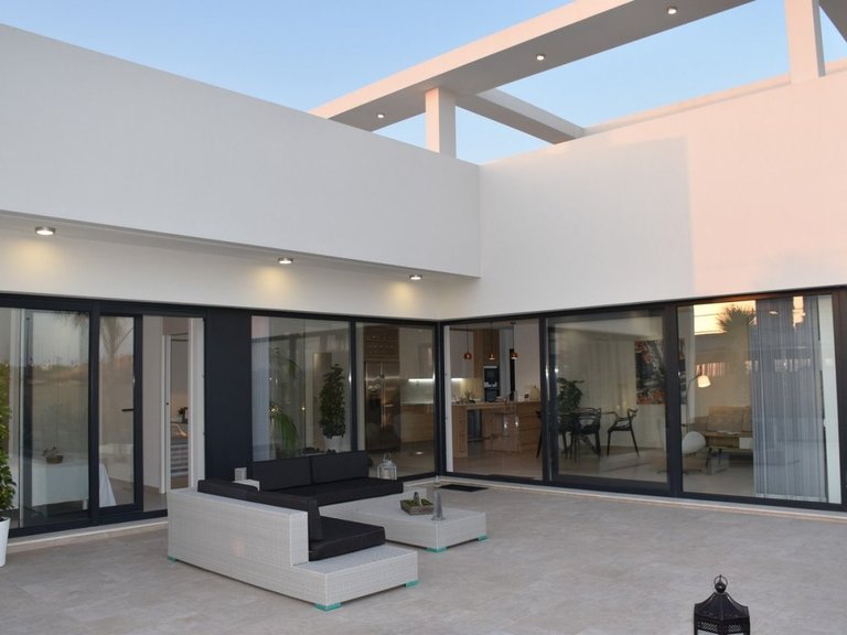 Villa for Sale in Benijofar, Alicante 3