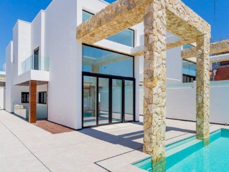 Villa for Sale in Torrevieja, Alicante 40