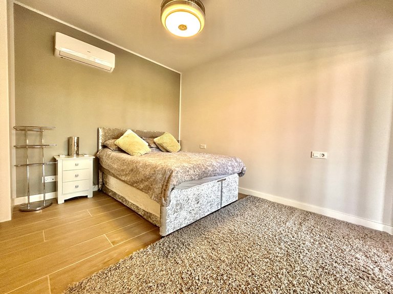 Apartment for Sale in Villamartin, Alicante 16