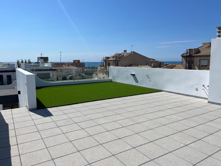 Penthouse for Sale in Punta Prima, Alicante 2