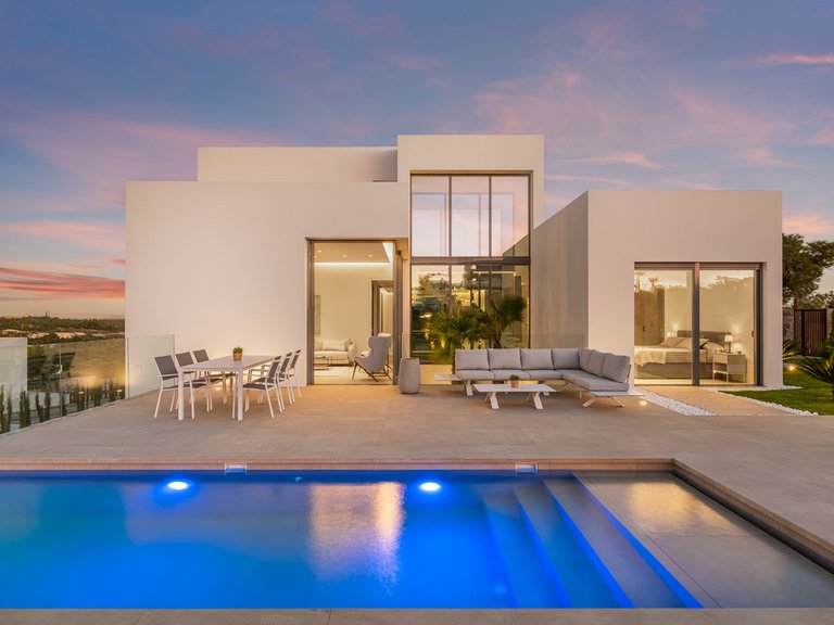 Villa for Sale in Las Colinas Golf Resort, Alicante 25