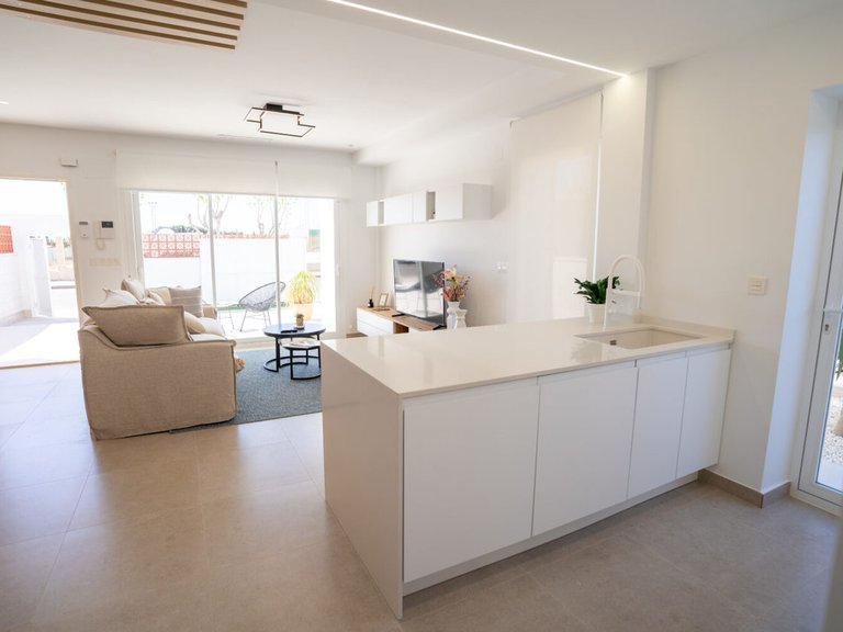 Villa for Sale in Alicante, Alicante 3