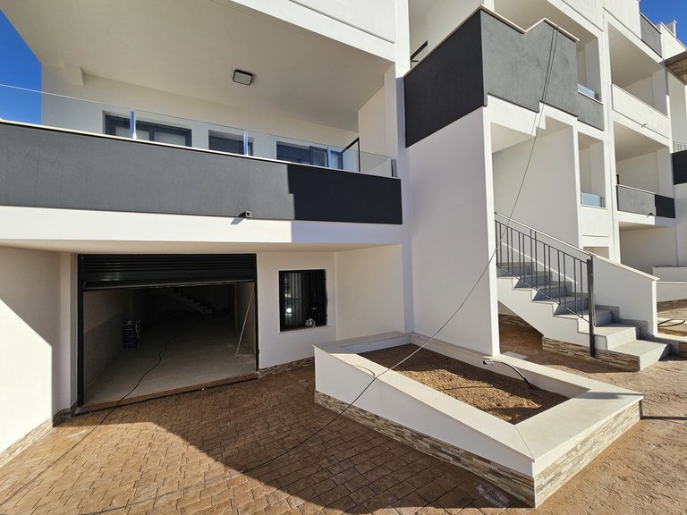 Apartment for Sale in Los Altos, Alicante 1
