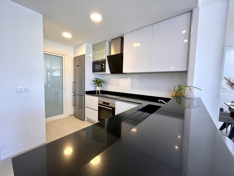 Penthouse for Sale in Torrevieja, Alicante 23