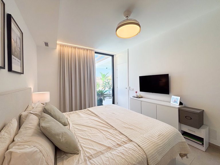 Villa for Sale in Cabo Roig, Alicante 22
