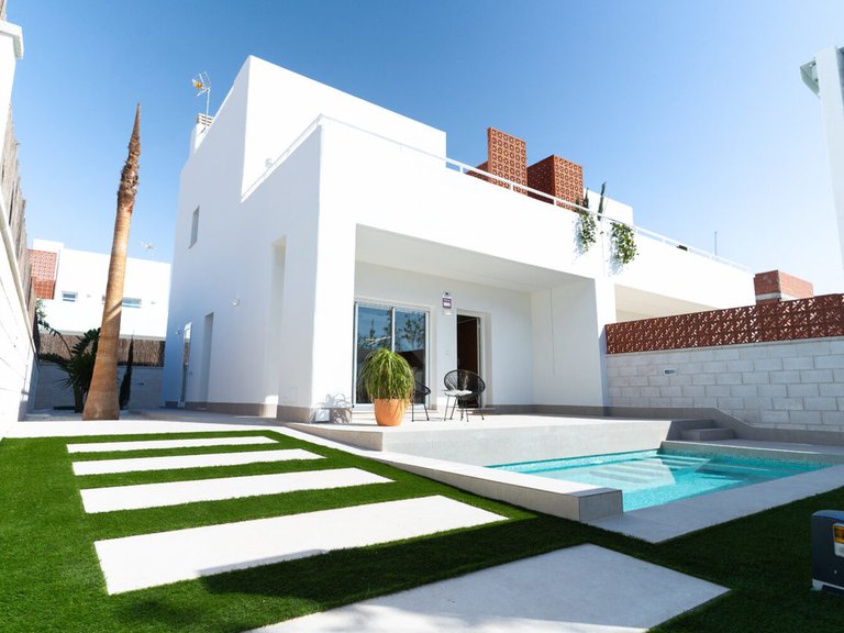 Villa for Sale in Alicante, Alicante 2