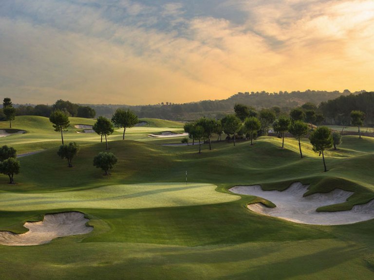 Villa for Sale in Las Colinas Golf Resort, Alicante 18