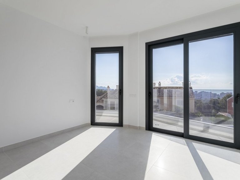 Villa for Sale in Finestrat, Alicante 18
