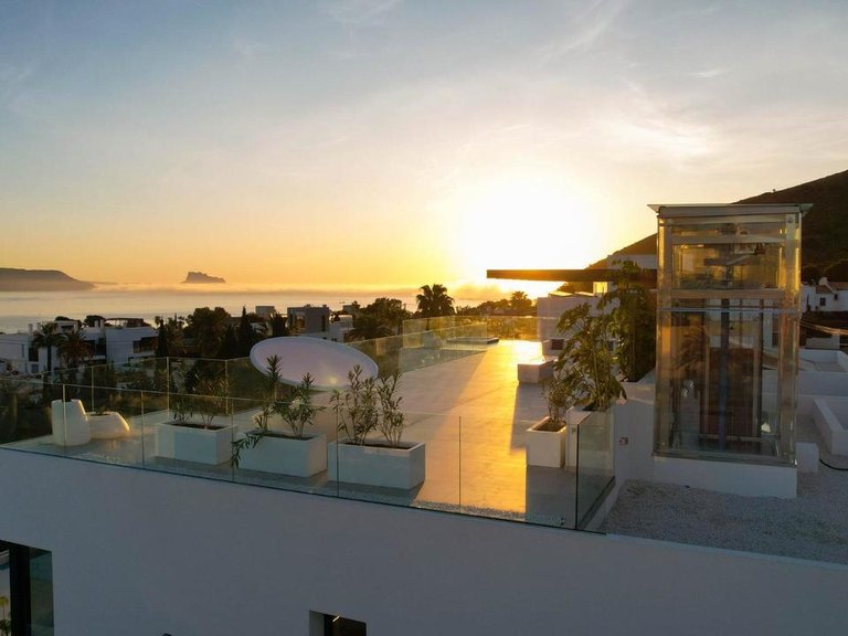 Villa for Sale in Alfaz Del Pi, Alicante 38