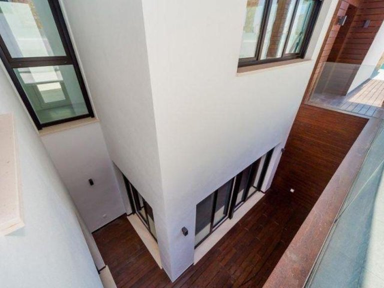 Villa for Sale in Torrevieja, Alicante 8