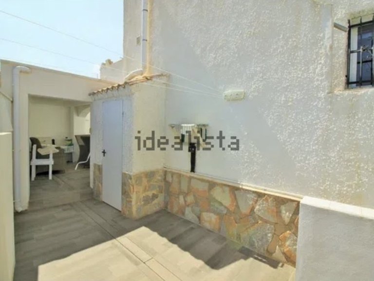 Villa for Sale in Villamartin, Alicante 11