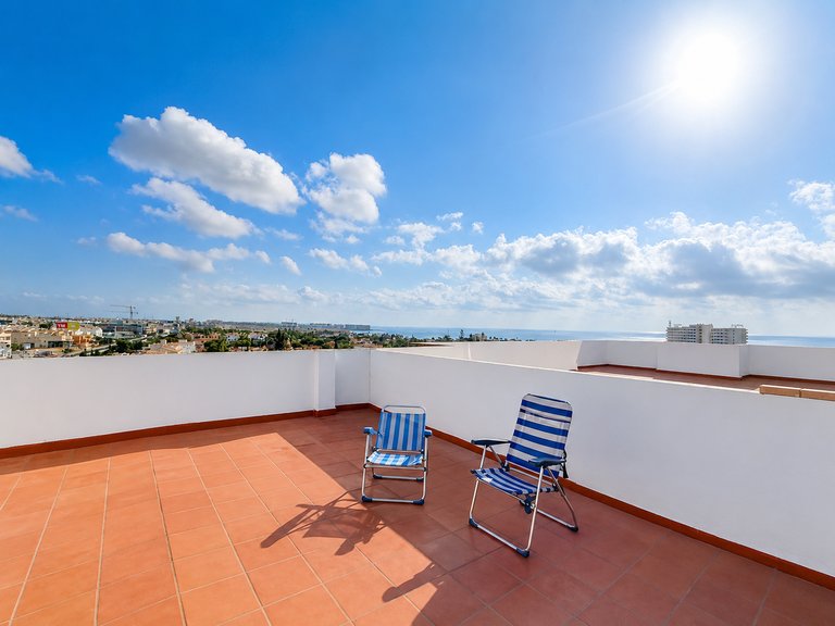 Penthouse for Sale in La Zenia, Alicante 16