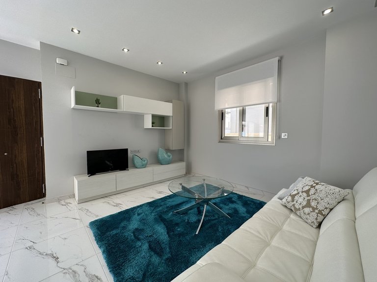 Villa for Sale in Los Altos, Alicante 8