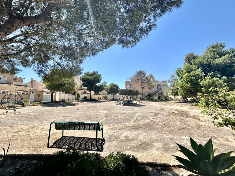 Apartment for Sale in Cabo Roig, Alicante 20
