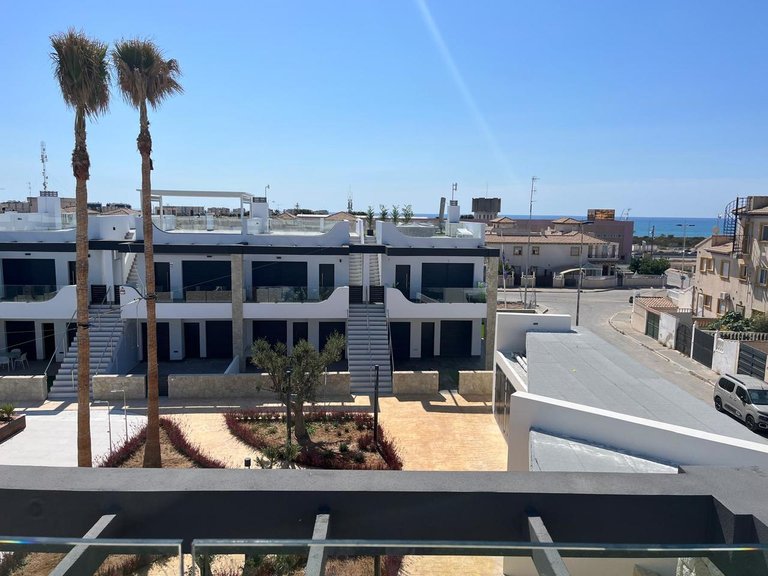 Penthouse for Sale in Punta Prima, Alicante 3