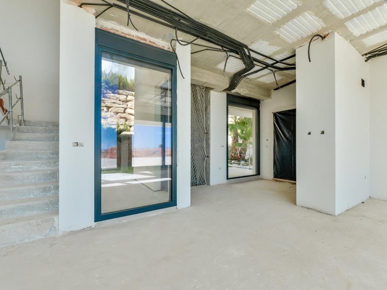 Villa for Sale in Finestrat, Alicante 5