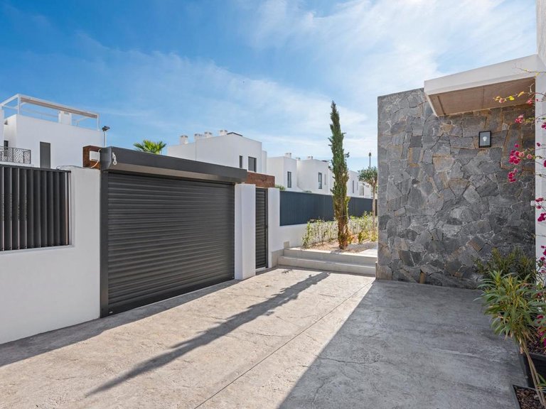 Villa for Sale in Mar De Cristal, Murcia 14