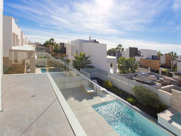 Villa for Sale in Torrevieja, Alicante 25