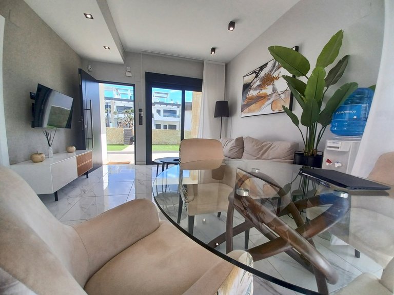 Apartment for Sale in Punta Prima, Alicante 8