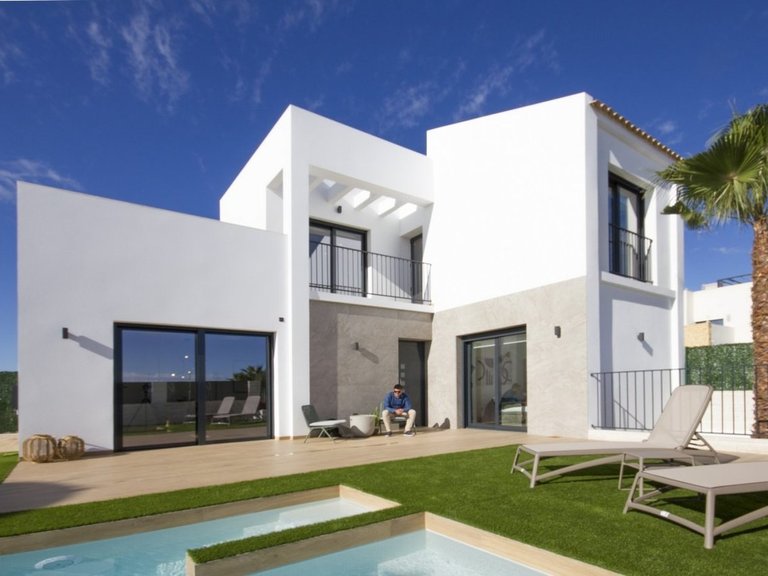 Villa for Sale in Dona Pepa, Alicante 1