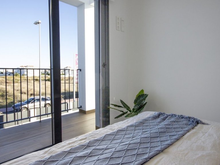 Villa for Sale in Dona Pepa, Alicante 17