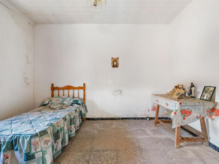 Villa for Sale in Orihuela, Alicante 12