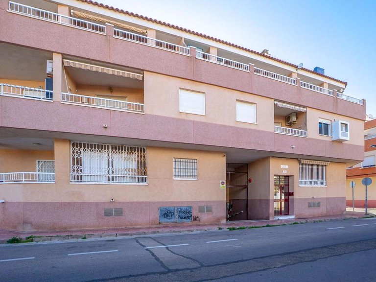 Apartment for Sale in Torrevieja, Alicante 25