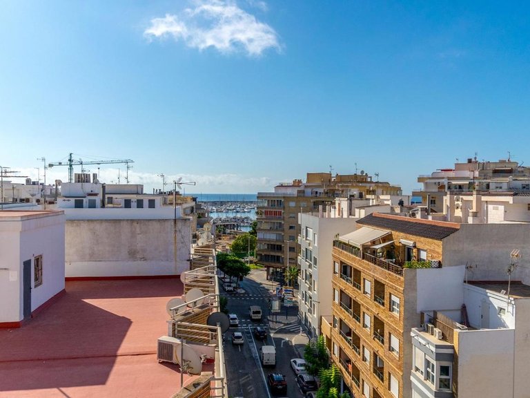 Apartment for Sale in Torrevieja, Alicante 23